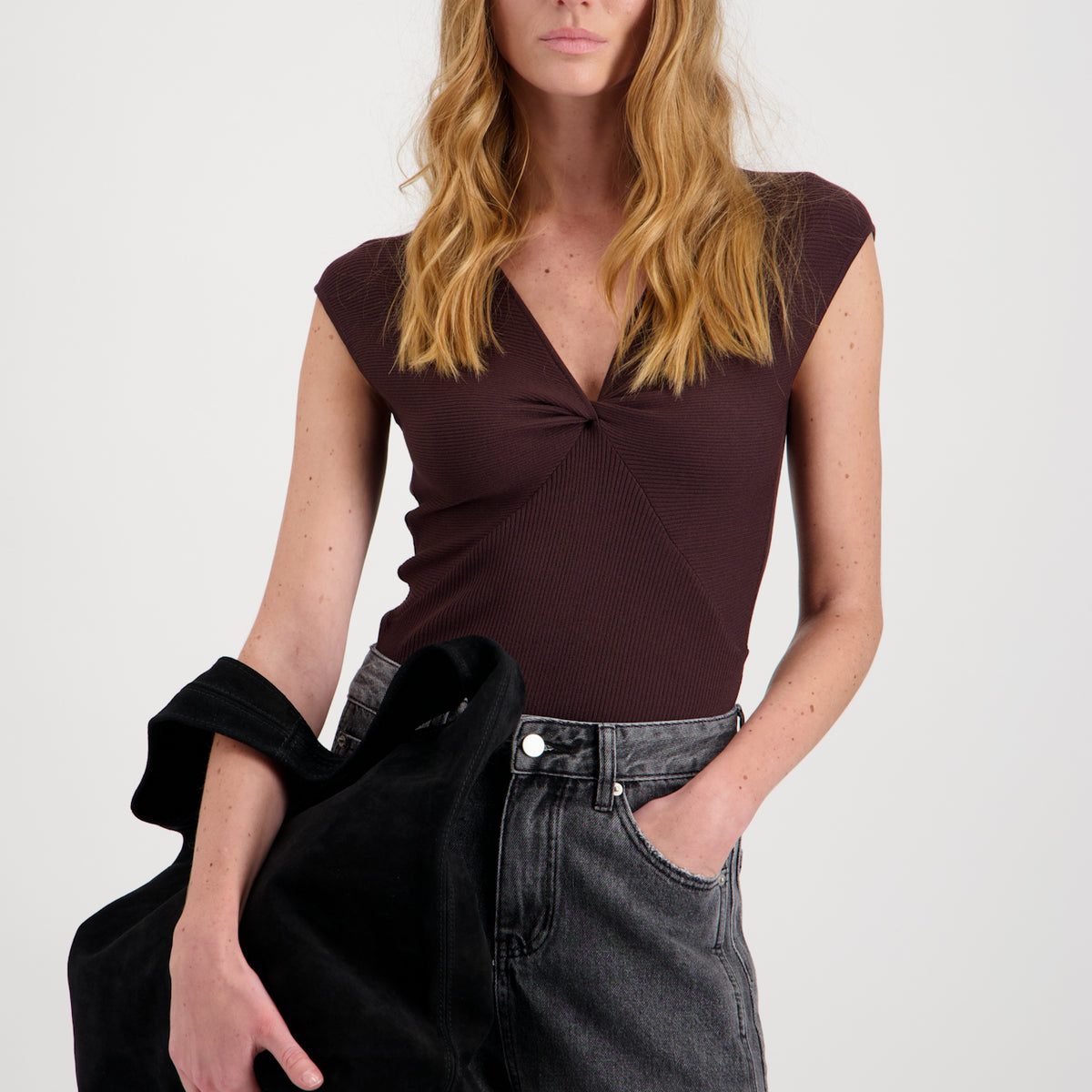 Haut Noué Noir Avec Appliqué - Taille S, Manches Longues, Neuf Sans étiquettes, Style Féminin