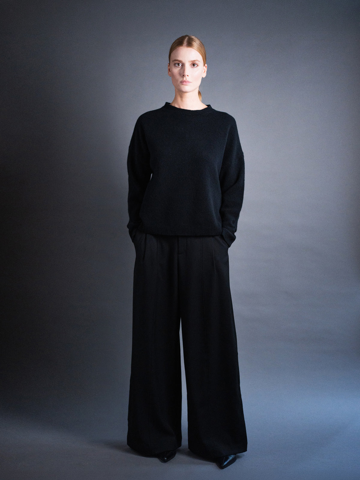 PANTALON AMPLE À PLIS
